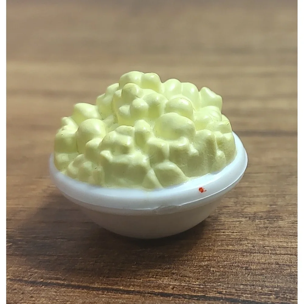 Dollhouse Miniature Bowl of Popcorn B14